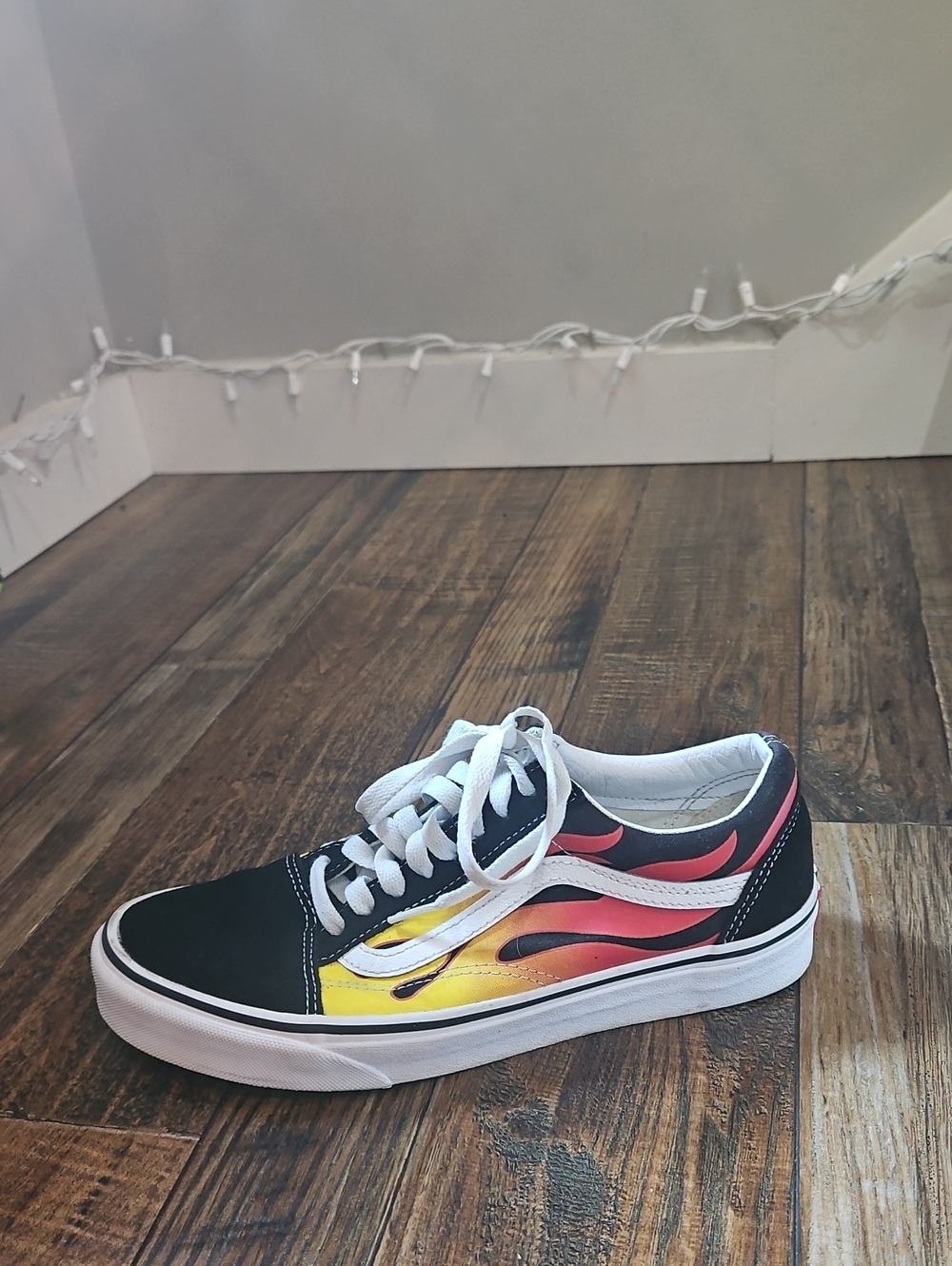 Vans Suede Old Skool Flame Skate Shoes - Black with Red & Yellow Flames - Picture 8 of 10